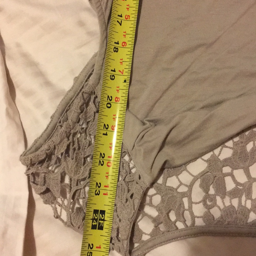 Top - Picture 6 of 6